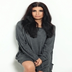 Irem derici sur yala.fm